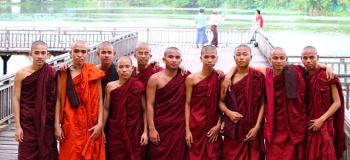Le parc de Kandawgyi à Yangon