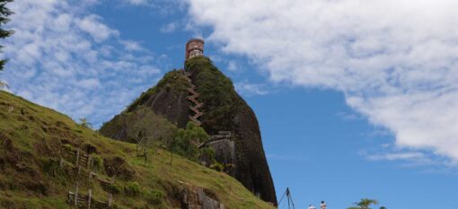 Le Peñón de Guatapé
